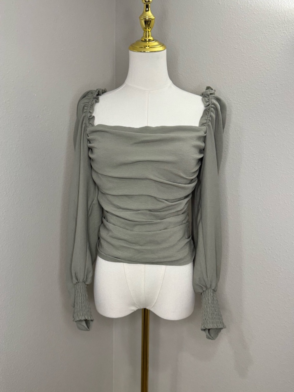 ASTR The Label Sage Green Ruched Top Small Puff Sleeve Square Neck Romantic